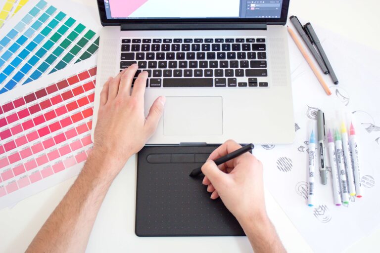 7 Reasons Why Graphic Designing Is Essential For Your Business